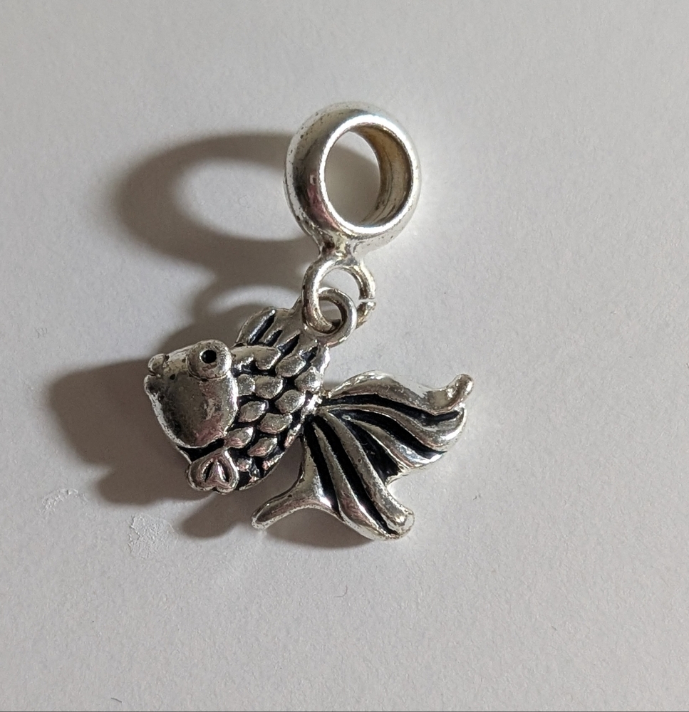 FISH CHARM FOR BRACELETS OR NECKLACES